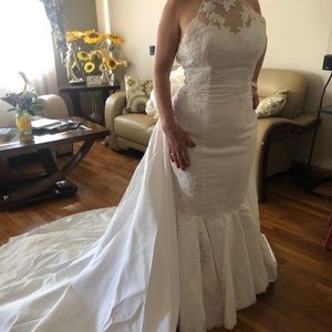 Moonlight style 5305 wedding dress